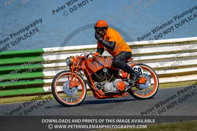 Vintage motorcycle club;eventdigitalimages;mallory park;mallory park trackday photographs;no limits trackdays;peter wileman photography;trackday digital images;trackday photos;vmcc festival 1000 bikes photographs